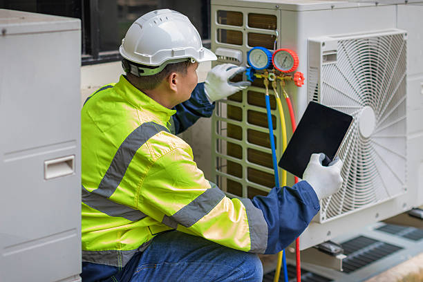 Professional Hvac technician working in Port Republic, VA